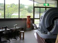 ��X�֊ی`�|�X�g�E�s�˒�1-5