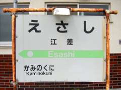 �i�q�]���w�w���W